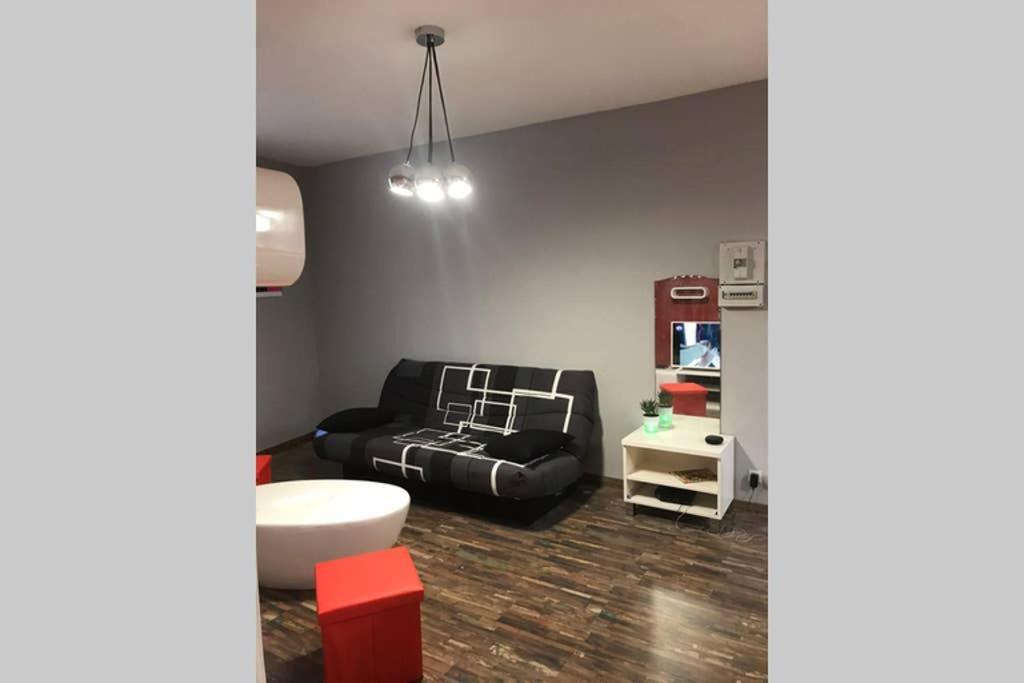 Appartement Style Pop Art Avec Garage Centre Historique Béziers Eksteriør billede
