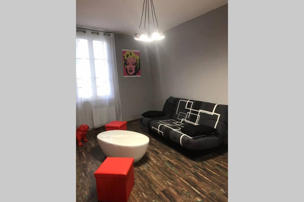 Appartement Style Pop Art Avec Garage Centre Historique Béziers Eksteriør billede